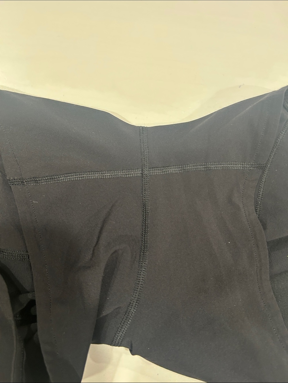 Lululemon Speed Up Shorts in Black - Picture 5 of 8